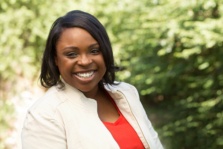 An overweight woman. Get treatment for pre-diabetes from Frank Lanzisera, D.C. in Tampa Bay Metro.